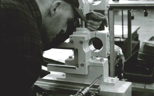 Worker at Omma