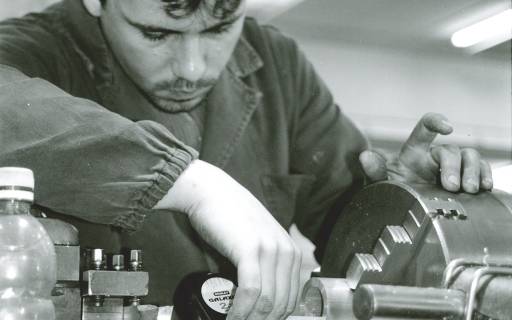 Worker at Omma